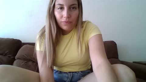 Snapshot of sweet__alana chatting on 01-27-25, 08:28 Sweet alana online show from 01-27-25, 08:28
