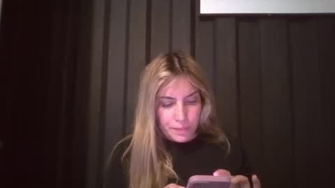 Snapshot of sweet__alana chatting on 10-06-25, 01:03 Sweet alana online show from 10-06-25, 01:03