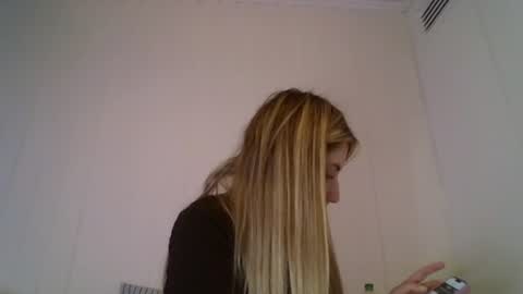 Snapshot of sweet__alana chatting on 10-08-25, 10:51 Sweet alana online show from 10-08-25, 10:51