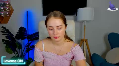 Sweet  Amily online show from 09-30-25, 06:18