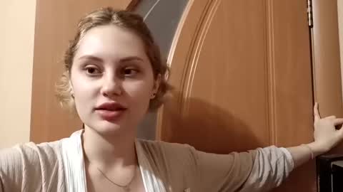 Snapshot of sweet__daddy8 chatting on 12-24-24, 11:22 BredEmiliya online show from 12-24-24, 11:22