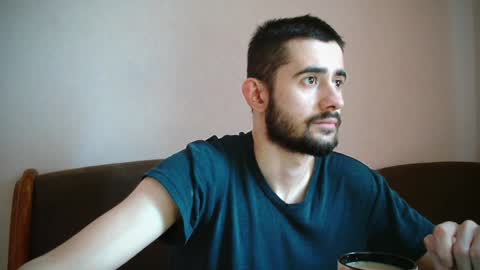 Snapshot of sweet__daddy8 chatting on 12-29-24, 06:24 BredEmiliya online show from 12-29-24, 06:24