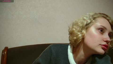 Snapshot of sweet__daddy8 chatting on 01-18-25, 01:08 BredEmiliya online show from 01-18-25, 01:08