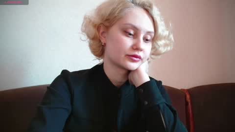 Snapshot of sweet__daddy8 chatting on 01-25-25, 07:38 BredEmiliya online show from 01-25-25, 07:38