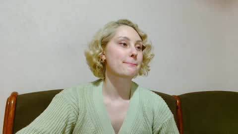 Snapshot of sweet__daddy8 chatting on 02-06-25, 11:48 BredEmiliya online show from 02-06-25, 11:48