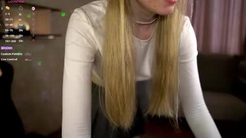 Snapshot of sweet__michelle chatting on 07-18-26, 09:13 Michelle online show from 07-18-26, 09:13