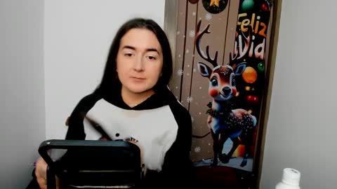 Snapshot of sweet__suck69bitch chatting on 01-31-25, 10:31 sweet__suck69bitch online show from 01-31-25, 10:31