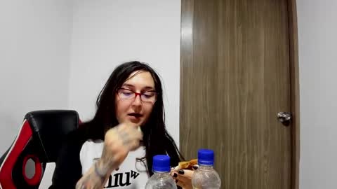 Snapshot of sweet__suck69bitch chatting on 02-20-25, 02:51 sweet__suck69bitch online show from 02-20-25, 02:51