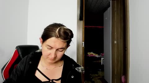 Snapshot of sweet__suck69bitch chatting on 03-07-25, 06:24 sweet__suck69bitch online show from 03-07-25, 06:24