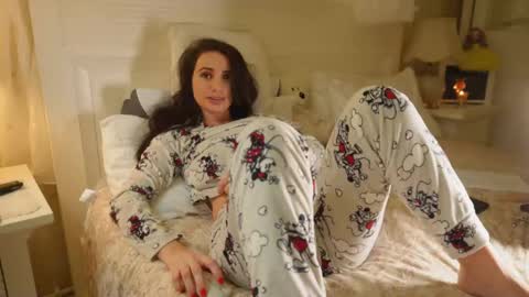 Snapshot of sweet_adelee chatting on 12-14-25, 01:38 free online show from 12-14-25, 01:38