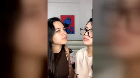 Snapshot of sweet_and_rous chatting on 07-08-26, 01:43 sweet_and_rous online show from 07-08-26, 01:43