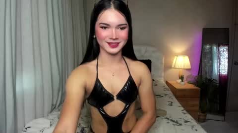 Snapshot of sweet_angel985251 chatting on 09-24-25, 12:47 SweetAangel online show from 09-24-25, 12:47
