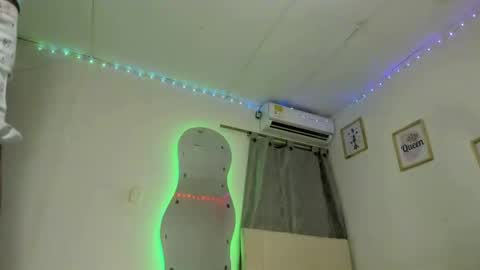 sweet_angelicaxxx online show from 10-06-25, 05:27