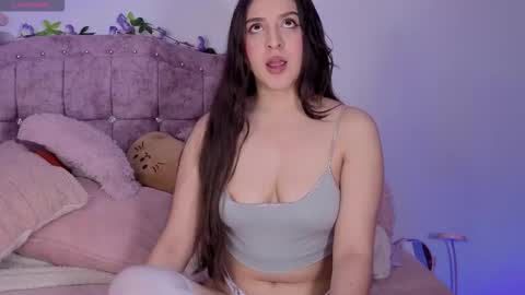 Snapshot of sweet_anllela chatting on 11-21-25, 03:27 Sthefany Lauren Independent Model online show from 11-21-25, 03:27