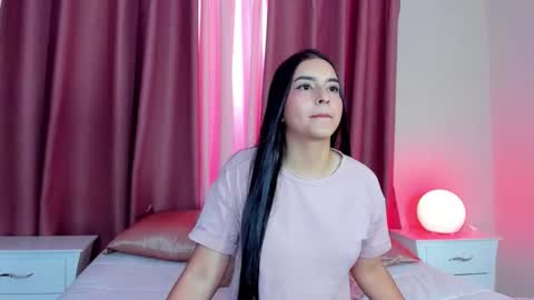 Snapshot of sweet_aura31 chatting on 03-18-26, 07:28 Aura online show from 03-18-26, 07:28