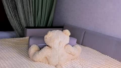 Alice online show from 04-15-26, 07:58