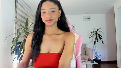 sweet_brunette88 online show from 11-02-25, 03:58