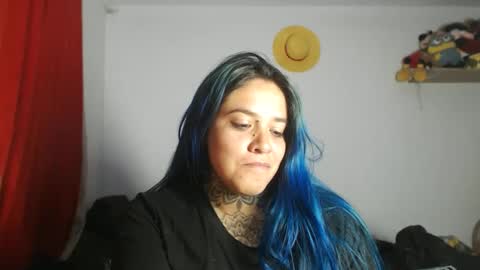 Bubbles online show from 10-23-25, 04:12