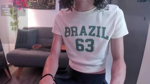 Snapshot of sweet_bunni chatting on 12-16-24, 12:15 bunni online show from 12-16-24, 12:15