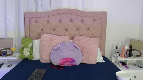 sweet caandyy online show from 10-31-25, 04:08