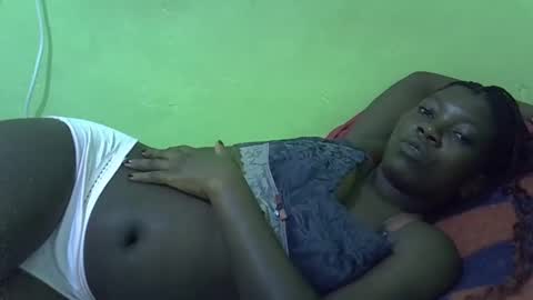 sweet_cherie1 online show from 04-05-26, 05:21