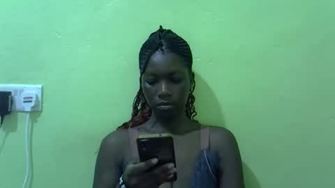 sweet_cherie1 online show from 04-08-26, 06:35