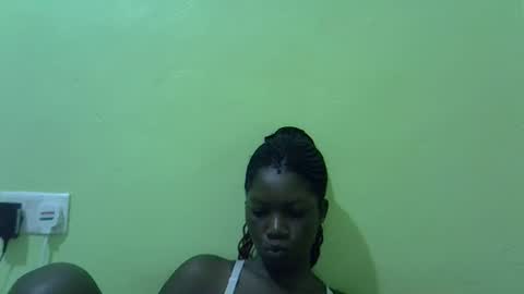 sweet_cherie1 online show from 04-21-26, 05:25