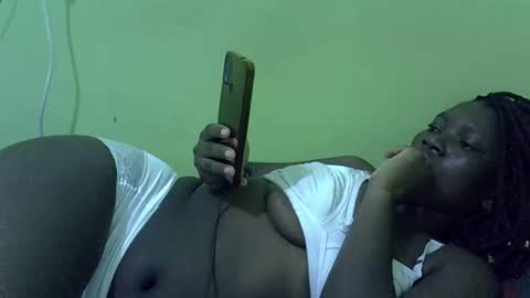 sweet_cherie1 online show from 05-10-26, 04:56