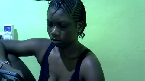 Snapshot of sweet_cherie1 chatting on 07-06-26, 04:20 sweet_cherie1 online show from 07-06-26, 04:20