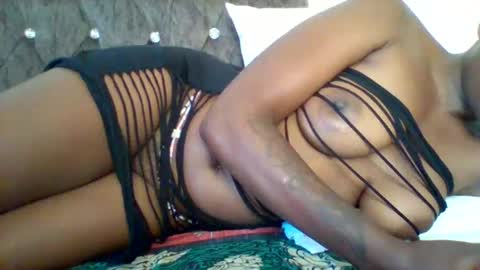 Snapshot of sweet_cherry007 chatting on 11-02-25, 08:06 sweet_cherry007 online show from 11-02-25, 08:06