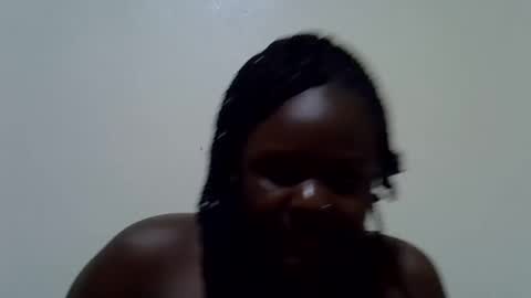 Snapshot of sweet_cindy8 chatting on 09-28-25, 06:13 Queen cindy online show from 09-28-25, 06:13