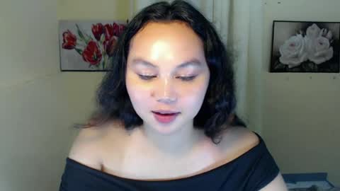Snapshot of sweet_danicaa chatting on 06-03-26, 02:33 danice online show from 06-03-26, 02:33