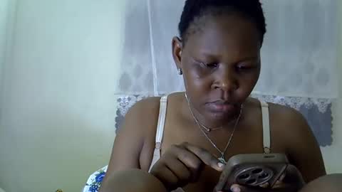 Snapshot of sweet_dori33 chatting on 04-27-26, 12:08 sweet_dori33 online show from 04-27-26, 12:08