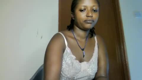 sweet_ebony001 online show from 07-06-26, 04:09