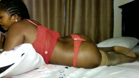 sweet_ebony001 online show from 07-27-26, 06:20