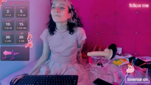  emmili  online show from 10-06-25, 03:20