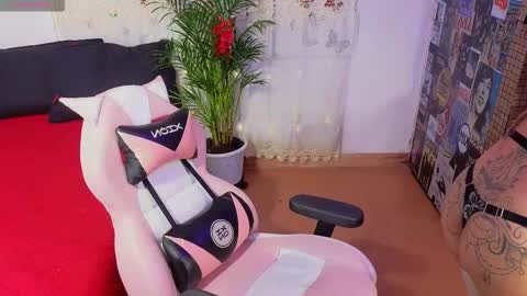 Snapshot of sweet_explotion chatting on 12-02-25, 03:01 sweet thani online show from 12-02-25, 03:01