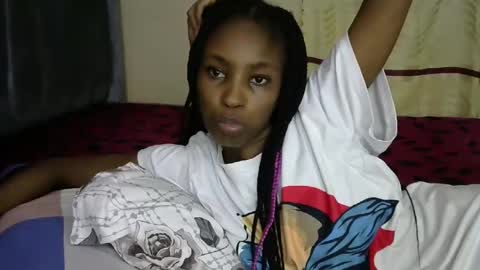 Snapshot of sweet_freaky chatting on 05-18-26, 01:56 sweet_freaky online show from 05-18-26, 01:56