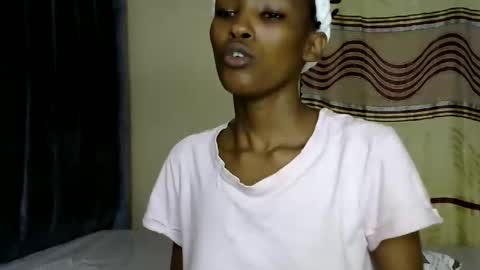 Snapshot of sweet_freaky chatting on 05-22-26, 08:47 sweet_freaky online show from 05-22-26, 08:47