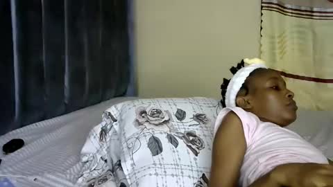 Snapshot of sweet_freaky chatting on 05-23-26, 08:51 sweet_freaky online show from 05-23-26, 08:51