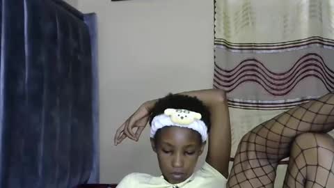 Snapshot of sweet_freaky chatting on 06-05-26, 06:52 sweet_freaky online show from 06-05-26, 06:52