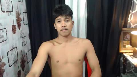 Snapshot of sweet_guyxx chatting on 10-26-25, 03:07 sweet_guyxx online show from 10-26-25, 03:07