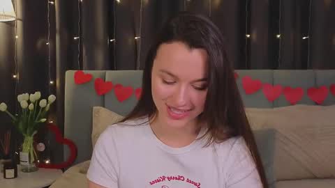 Snapshot of sweet_haeven chatting on 02-16-25, 04:10 Im Mia.LOVELY PATTERNS 100 120 160 200 my toy buzzes from 2 tip online show from 02-16-25, 04:10