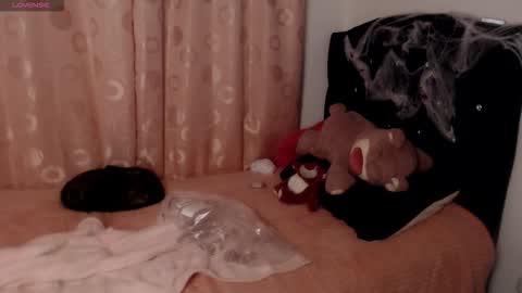 Snapshot of sweet_hannaah chatting on 10-14-25, 09:10 Hannah online show from 10-14-25, 09:10
