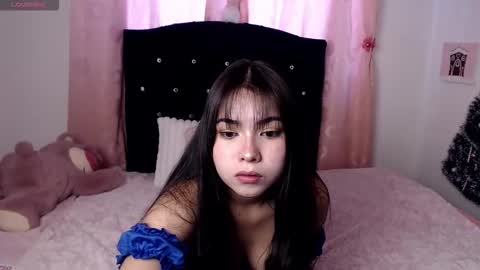 Snapshot of sweet_hannaah chatting on 01-08-26, 12:07 Hannah online show from 01-08-26, 12:07