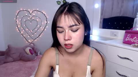 Snapshot of sweet_hannaah chatting on 02-17-26, 10:45 Hannah online show from 02-17-26, 10:45