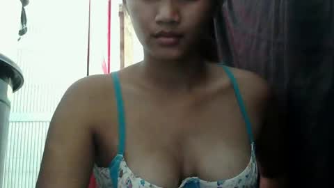 Snapshot of sweet_hazel25 chatting on 10-10-25, 11:42 Hazel online show from 10-10-25, 11:42