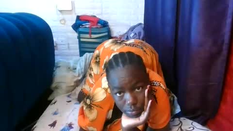 Snapshot of sweet_hennessey chatting on 06-05-26, 11:49 sweet_hennessey online show from 06-05-26, 11:49