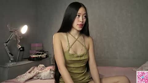Kim online show from 06-25-26, 09:47