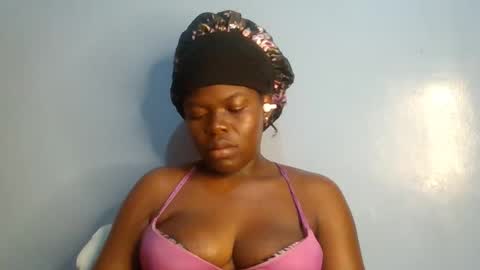 Snapshot of sweet_jamiie chatting on 01-18-26, 02:54 jay online show from 01-18-26, 02:54